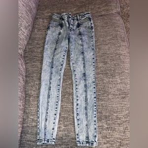 GUESS Skinny Jeans 25